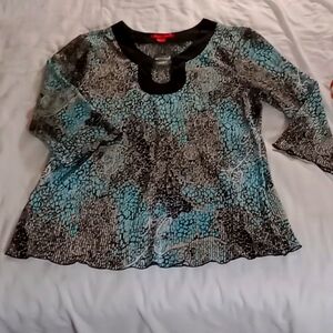 Zoey & Beth XL Blue, Gold, Cream And Black Blouse Great Condition